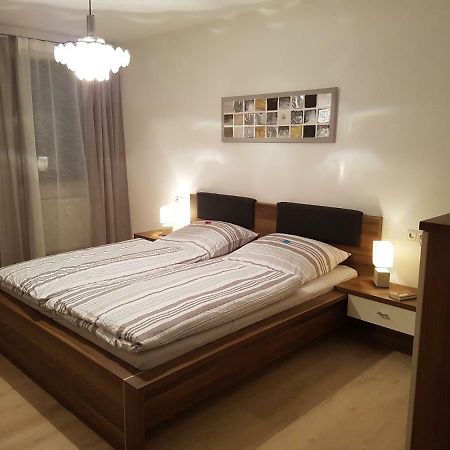 Andys Ferienwohnung Neustadt an der Waldnaab Exterior foto